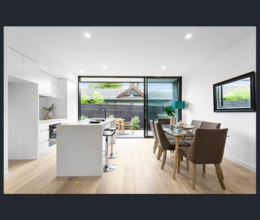 14 Kendari Avenue, Balwyn North VIC 3104 - Townhouse For Rent | Domain - Photo 3