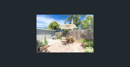 Northcote Charm With Everyday Comfort - Photo 3