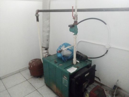 Μεζονέτα 290 τ.μ. προς ενοικίαση - Photo 1