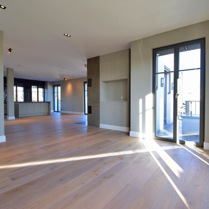 Zur Miete: 1. Rheinlinie - High-End-Penthouse mit Panoramablick auf Rhein und Siebengebirge, Sauna und Whirlpool - Foto 1