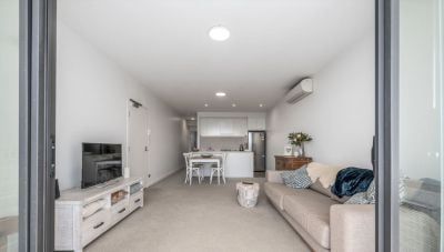 Contemporary 1-Bedroom Apartment ! - Photo 1