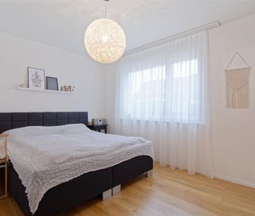 4.5 Zimmer-Wohnung mit grossem Sitzplatz - Photo 5