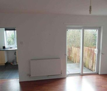 Church Road, Stockingford, CV10 - Photo 1