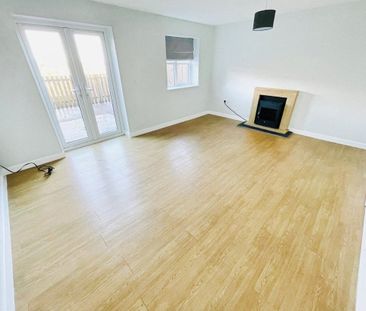 Oak Road, Blaina, ABERTILLERY - Photo 1