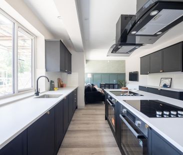 1 bedroom in a flat share to rent - Photo 6