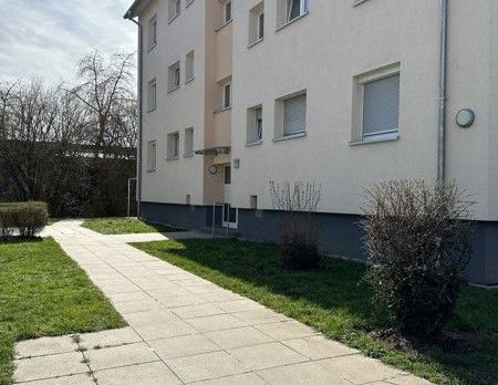 Hier hat jeder Platz: günstig geschnittene 3-Zi.-Wohnung - Foto 1