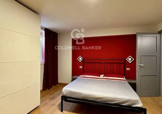 via crociale, Pietrasanta, Tuscany 55045