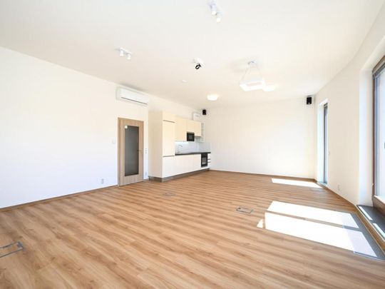 Pronájem bytu 1+kk 51 m2 - Fotografie 1