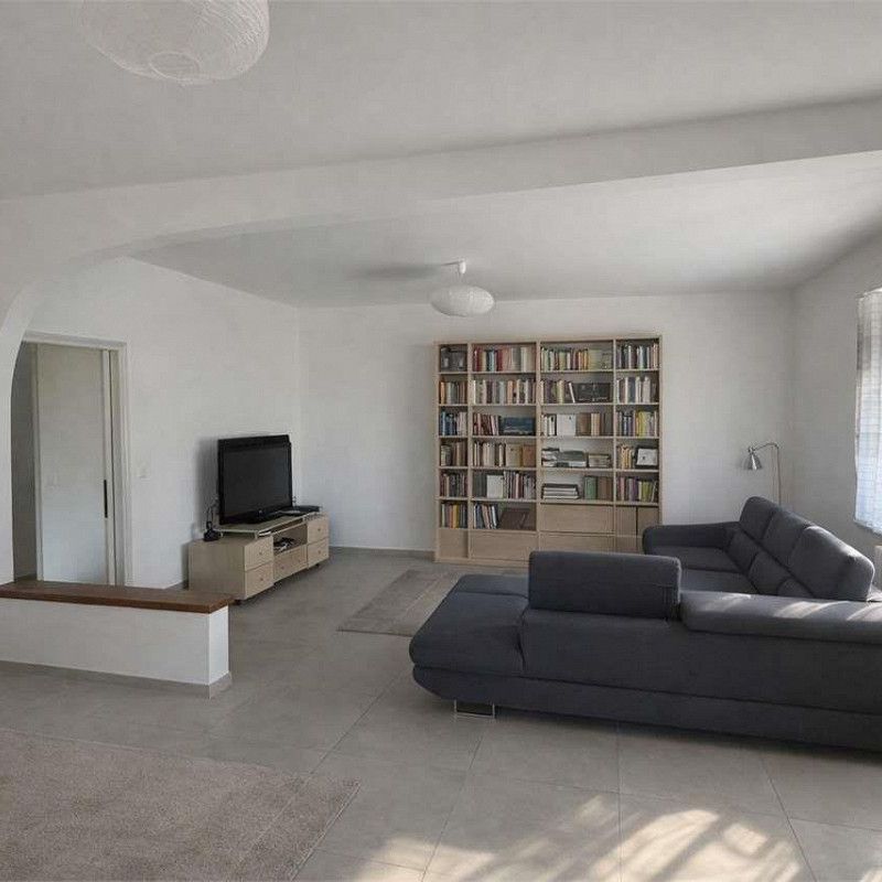 4.5 Zimmer, 150 m², 1. Stock - Photo 1