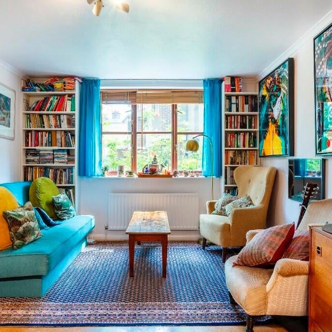 2 Bed Flat, Sugar Loaf Walk, E2 - Photo 1