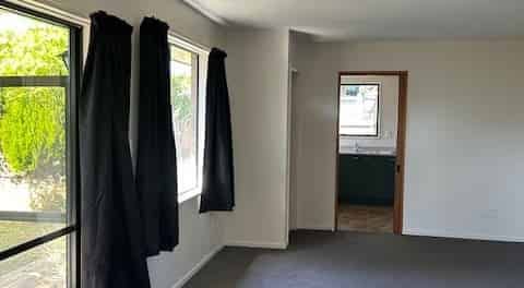 BURNSIDE - 2 BEDROOMS - Photo 1