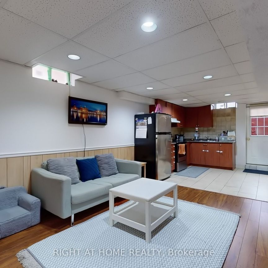 For Lease - 23 Duggan Drive, Brampton, Ontario - Photo 1