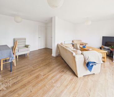 Finch Way, Brundall, Norwich - Photo 3