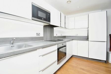 1 bedroom flat to rent - Photo 5