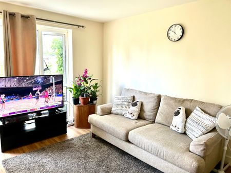 Room in a Shared House, Nightingale Avenue, HA1 - Photo 4