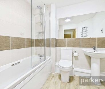 Woodford Way, Witney, Oxfordshire, OX28 - Photo 3