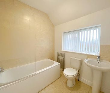 3 bedroom terraced house to rent - Photo 6