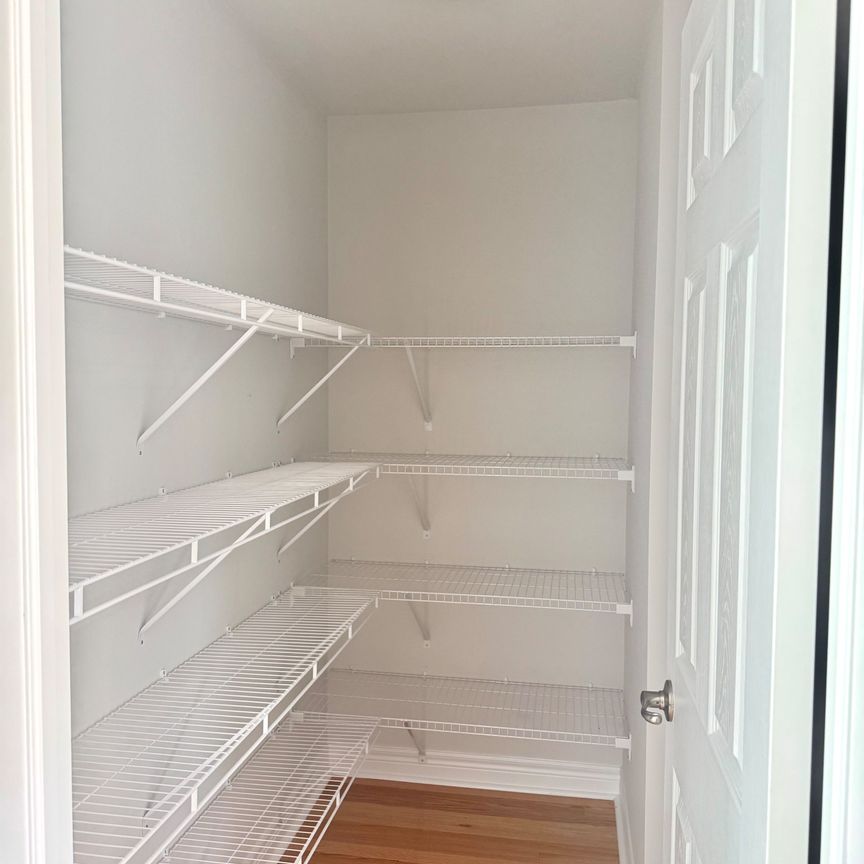 For Lease - 112 Robert Eaton Avenue, Markham, Ontario - Photo 1