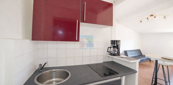 Location Appartement 2 pièces 42m² - Photo 2