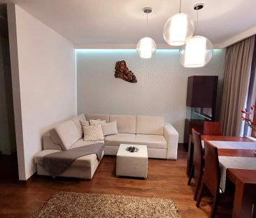 Wilanów, 2 pokoje, komfortowe, ciche, garaż - Photo 2