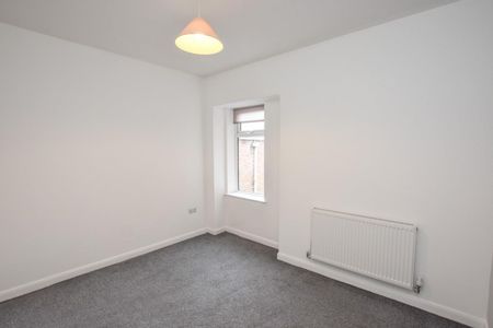 1 bed Apartment for Rent - Photo 4