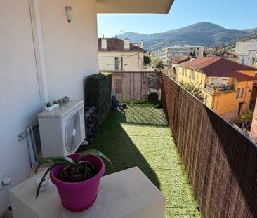 Location Appartement 3 pièces 76m² VENCE 06140 - Photo 2