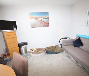 2 bedroom bungalow to rent - Photo 1