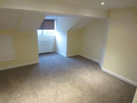 Westgate, Grantham, Lincolnshire, NG31 - Photo 3