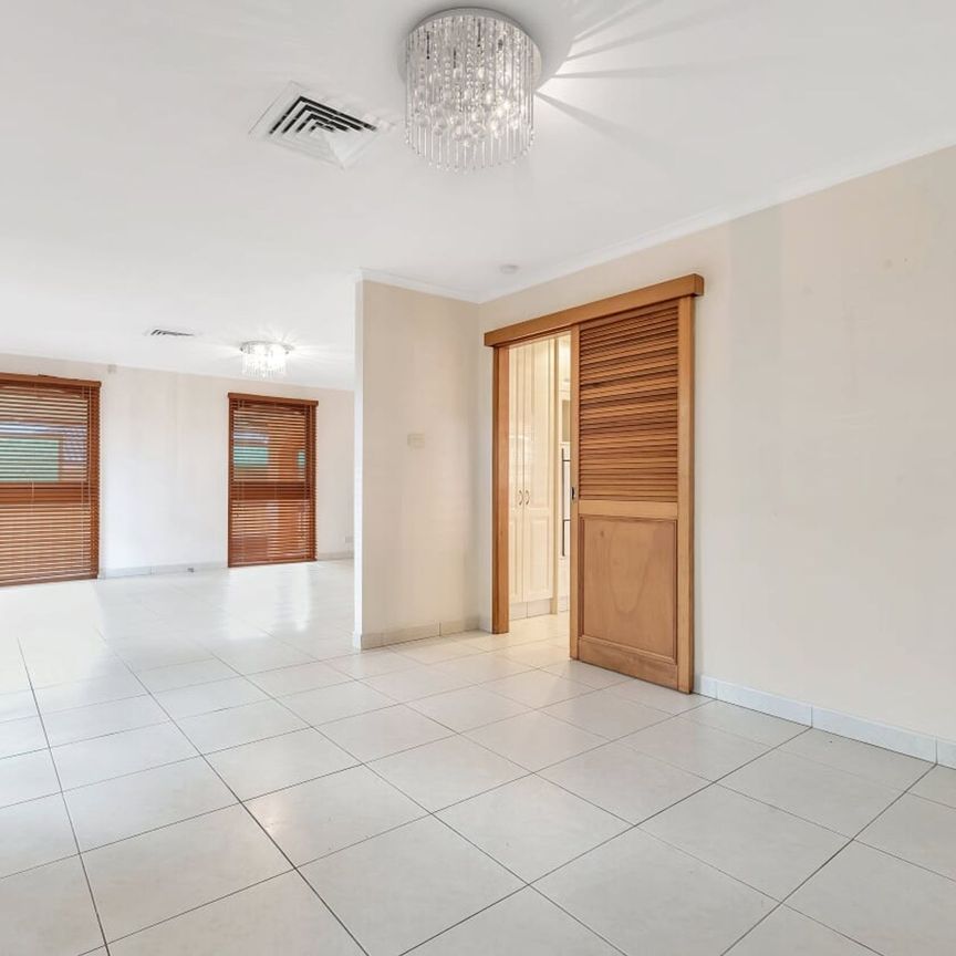 Great Family Home - Photo 1