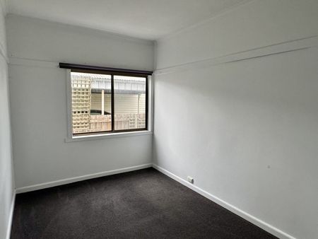 West End Living - Photo 2