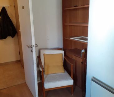 Studio/Γκαρσονιέρα για ενοικίαση Αγία Τριάδα (Φάληρο - Ιπποκράτειο) - Photo 4
