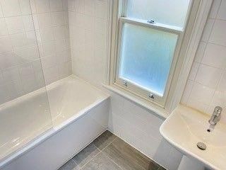 2 bedroom maisonette to rent - Photo 5