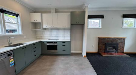 Spacious Four-Bedroom Home – A Must-See! - Photo 5