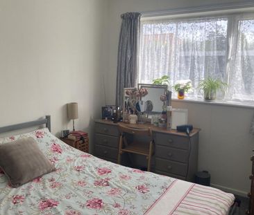 Downview Road Worthing West Sussex - Photo 5