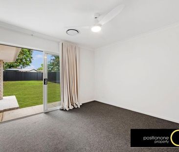 Brand New Family Home with a huge floorplan of 246m2! Only 1.5Km to... - Photo 6