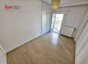 Studio/Γκαρσονιέρα για ενοικίαση - Λάρισα, - Φωτογραφία 1