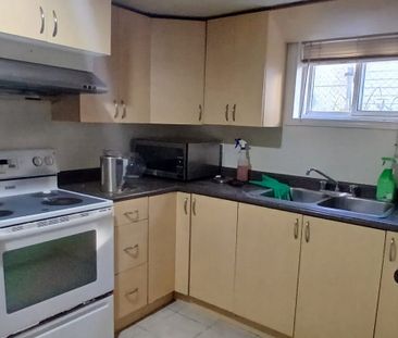 For Lease - 112 Petworth Crescent, Toronto, Ontario - Photo 6