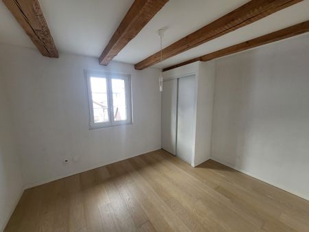 Magnifique maison villageoise de 5.5 pièces sur plusieurs niveaux au centre de Cortaillod - Photo 2