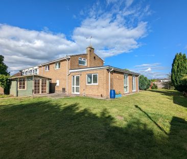 Thornbury, Bristol, Gloucestershire, BS35 1DR - Photo 4