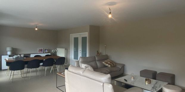 Appartement te huur in Pittem voor € 750 met 3 slaapkamers - Photo 1