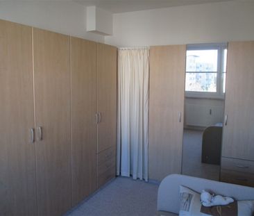 Schmuckstück: Möblierte 2-Raumwohnung mit Aufzug - Photo 1