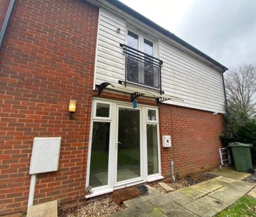 2, Merlin Way - Photo 2