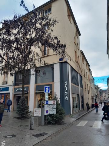 F3 - 7 PLACE DE BEAUNE 71100 CHALON S/SAONE - Photo 5