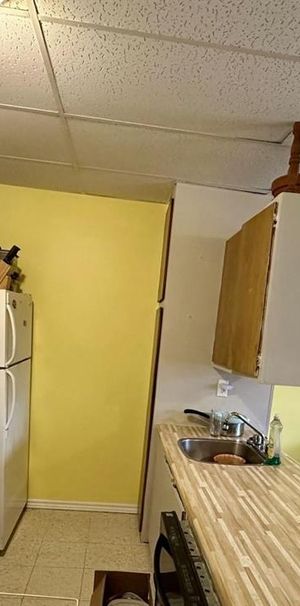 Immeuble - 826-836 Short/901-909 Courcelette 3 Et Demi - Secteur Mont-Bellevue - Photo 1