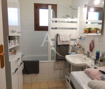 Location Maison 4 pièces 77m² - Photo 5