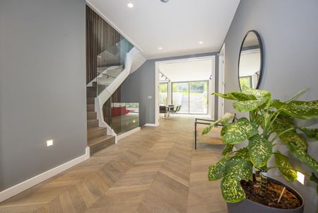 6 bedroom detached house to rent - Photo 3