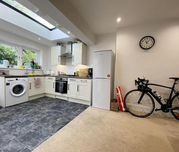 2 bedroom maisonette to rent - Photo 1