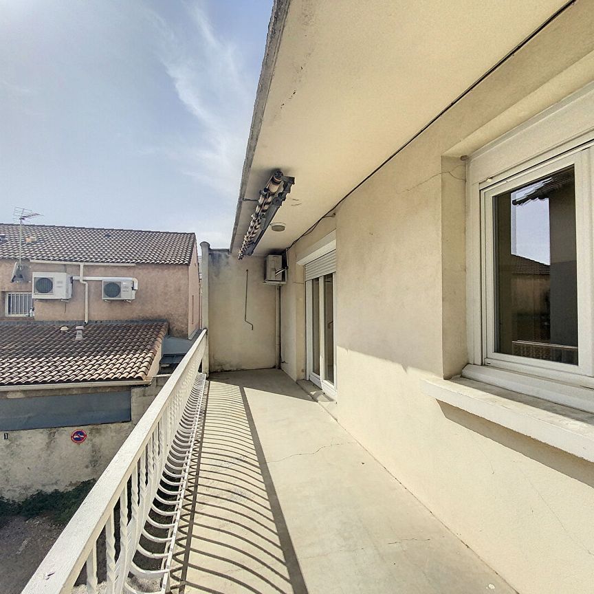 Avignon : Appartement T3 récent et climatisé avec balcon et parking, - Photo 1