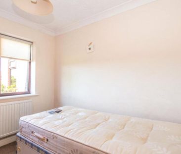 2 bedroom property to rent Scott Road, Thorpe Park, Norwich, NR1 - Photo 3