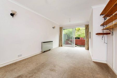 4 bedroom terraced house to rent - Photo 4